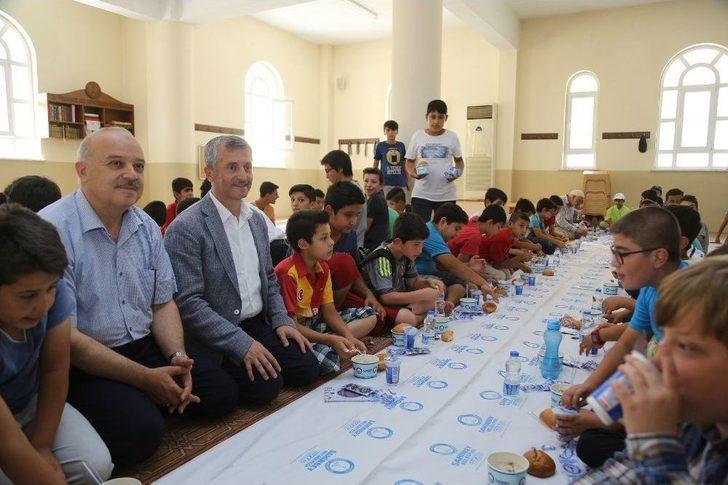 Tahmazoğlu: Çocuklar Camileri Şenlendiriyor G2