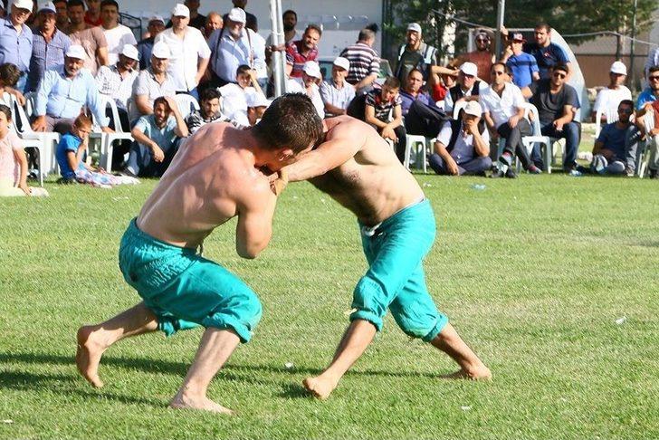 Aziziye Karakucak Güreşleri Nefes Kesti G5