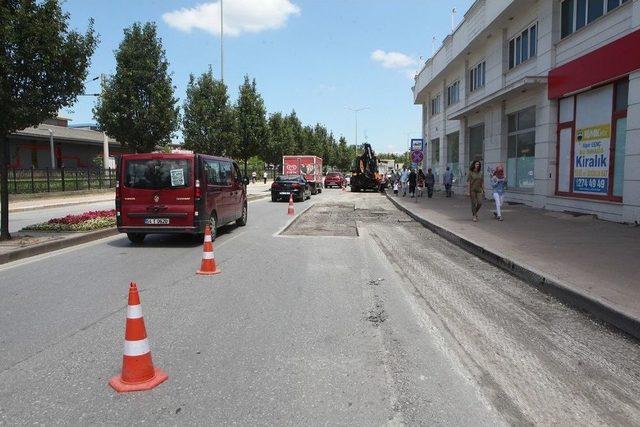 Milli Egemenlik Caddesi Asfaltlanacak