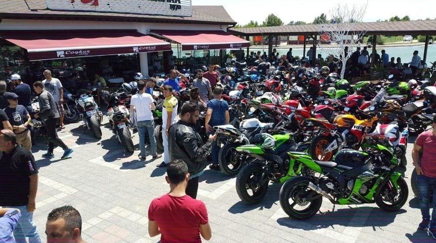 Motosiklet Tutkunları Karacabey&rsquo;de Buluştu