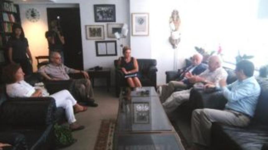 Basın Konseyi'nden Cumhuriyet Gazetesi'ne Destek Ziyareti