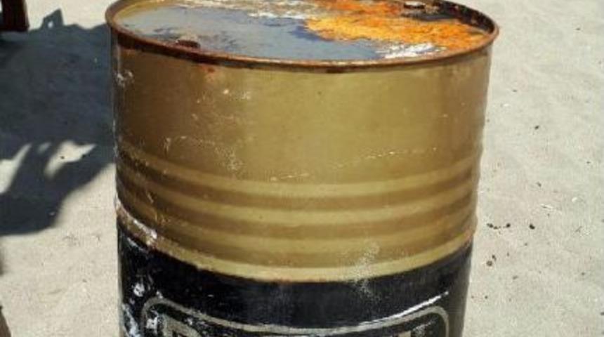 Karadeniz&rsquo;De Gizemli Variller Sahile Vurdu