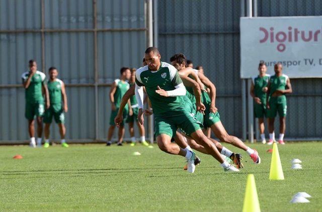 Bursaspor’da Yedekler As Takımı Yendi