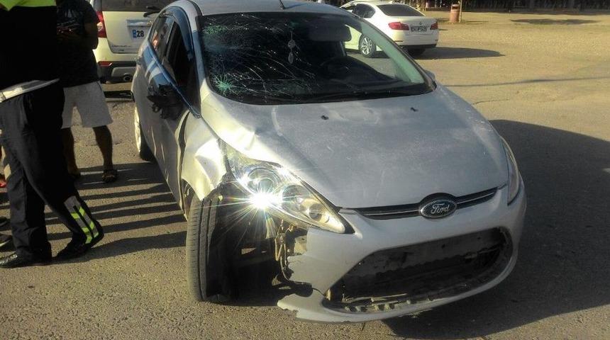 Yaya Ge&ccedil;idinden Ge&ccedil;erken Otomobilin &Ccedil;arptığı 2 Kadın Ağır Yaralandı