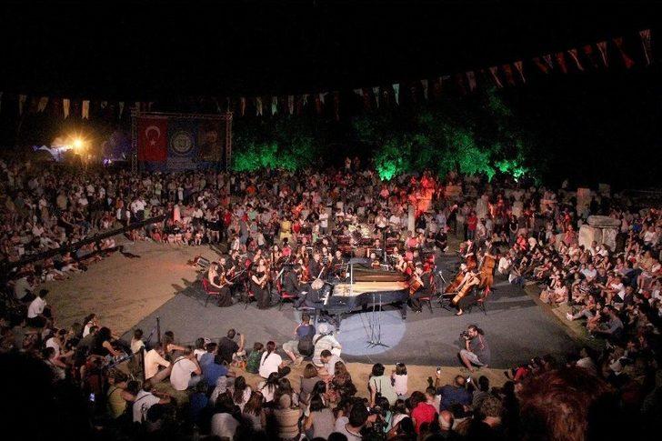 3 Bin Yıllık Antik Kentte İdil Biret Konseri G1