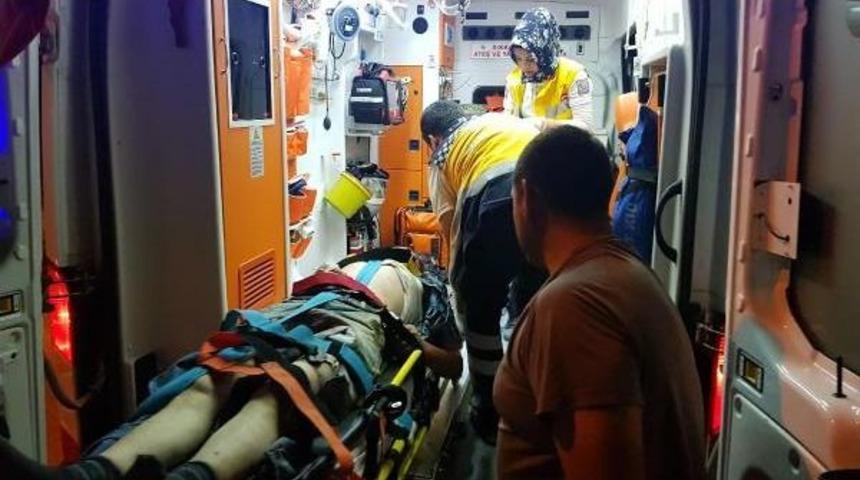 Otomobille &Ccedil;arpıp &Ouml;l&uuml;m&uuml;ne Yol A&ccedil;tığı Bisikletli Komşusu &Ccedil;ıktı