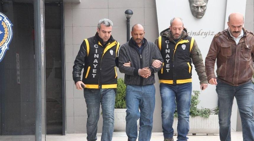 Ablasını Dedikodu &Ccedil;ıkarttığı İ&ccedil;in &Ouml;ld&uuml;rm&uuml;ş