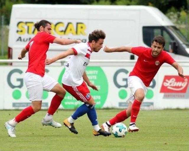 Antalyaspor Hazırlık Maçında Hamburg'u 2-0 Mağlup Etti