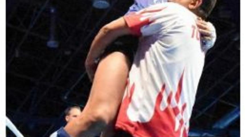 D&uuml;nya Şampiyonu Kayserili Ali Gururlandırdı