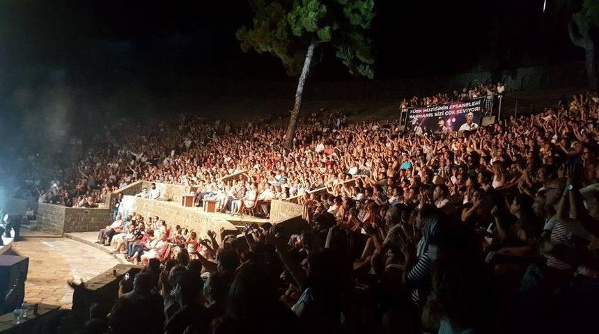 Mf&ouml;, Marmarislileri Coşturdu