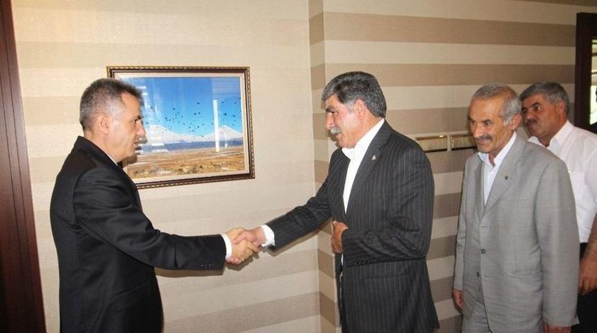 Vali Elban, Muhtarları Makamında Ağırladı