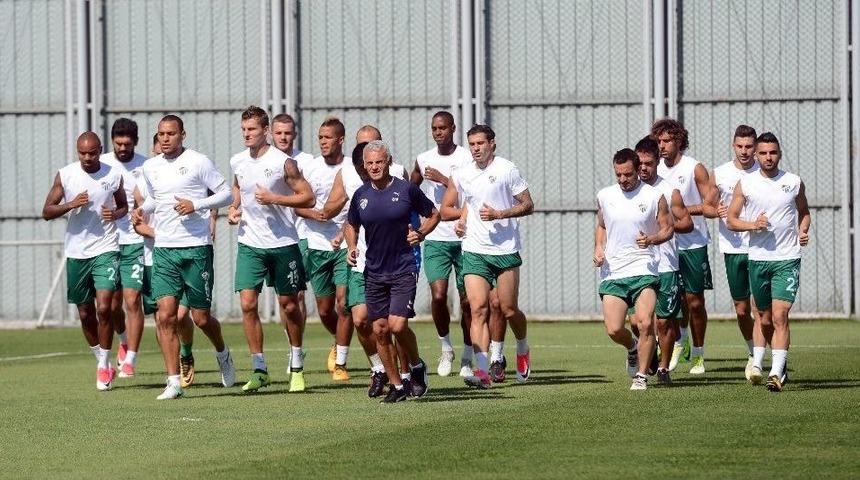 &Ouml;zl&uuml;ce&rsquo;de Paul Le Guen R&uuml;zgarı