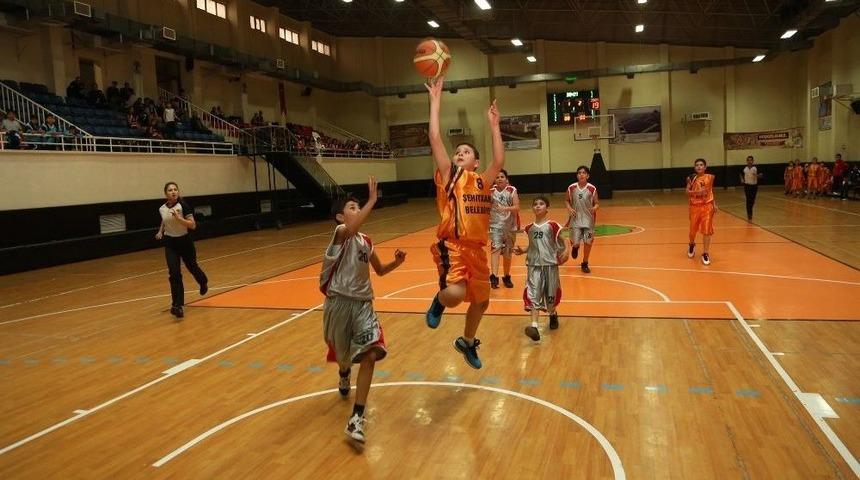 Şehitkamil&rsquo;de Dev Adamlar Ve Potanın Sultanları Yeni Sezona Hazırlanıyor