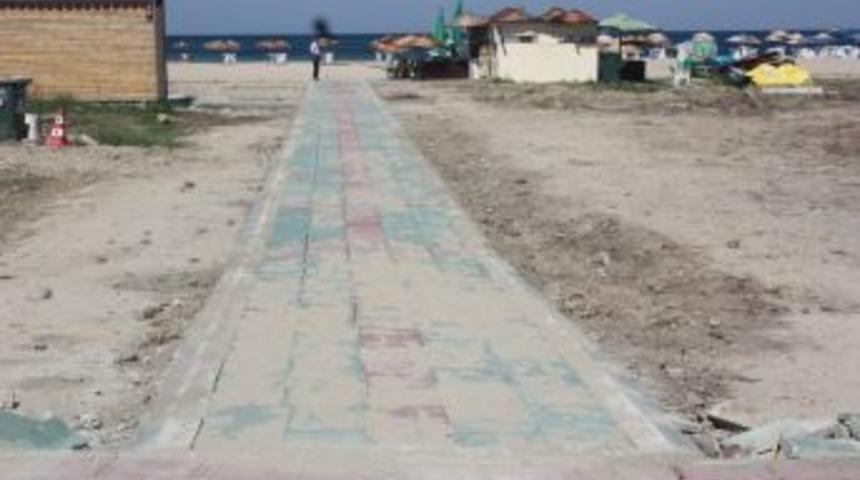 Enez Sahilinde Engelli Vatandaşlar İ&ccedil;in Y&uuml;r&uuml;y&uuml;ş Yolu Yapılıyor
