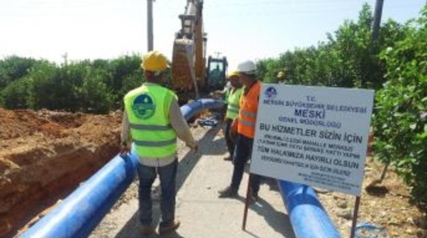 Erdemli&rsquo;de İ&ccedil;mesuyu Şebeke Hattı &Ccedil;alışması