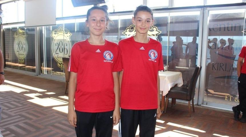 &Ccedil;anakkaleli Sporcular D&uuml;nya Şampiyonasına Katılıyor