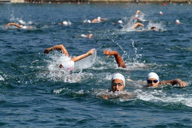 Büyükşehir Açık Su Yüzme Şampiyonası Düzenliyor