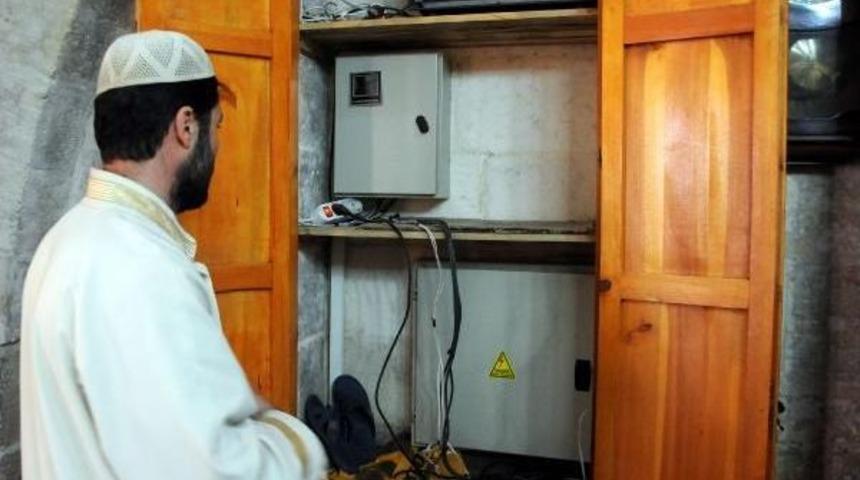 Mescitten Hırsızlık G&uuml;venlik Kamerasında