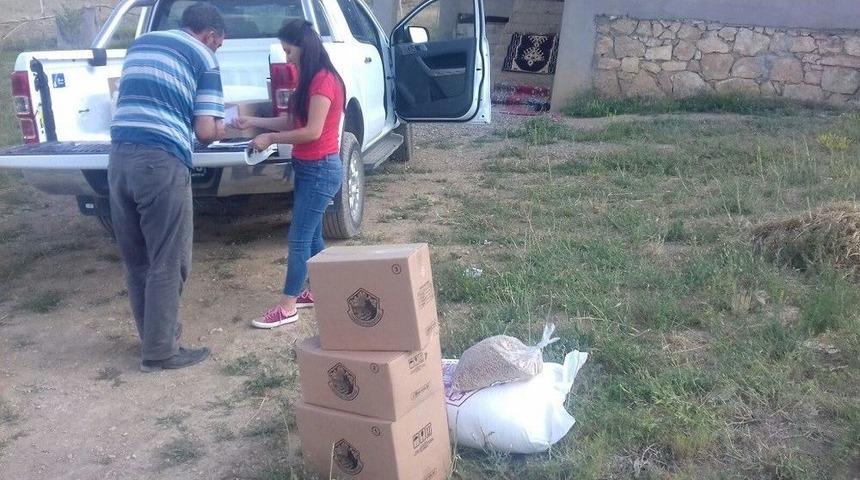 Başkale Belediyesinden İhtiya&ccedil; Sahiplerine Gıda Yardımı