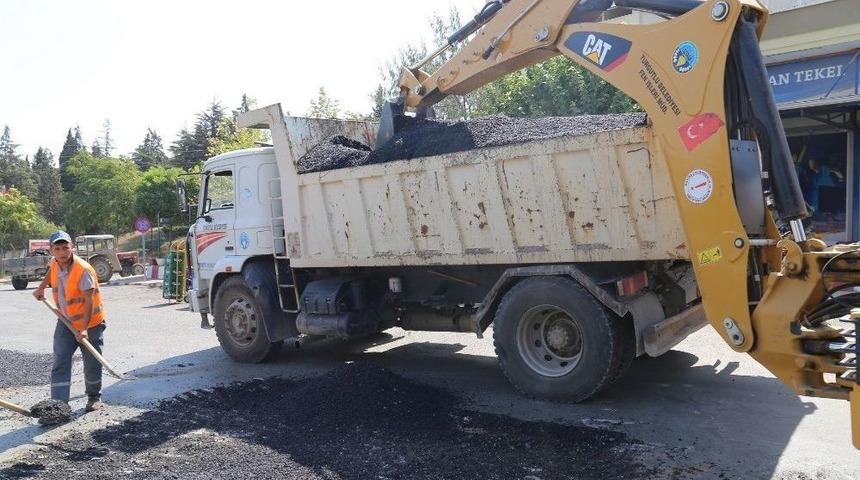 Turgutlu&rsquo;da Zemini Bozuk Yollar İyileştiriliyor