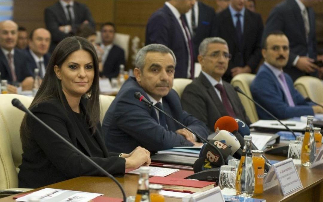 Bakan Sarıeroğlu: "kamu &Ccedil;alışanlarımızın Ve Emeklilerimizin Beklentilerini Karşılama &Ccedil;abası İ&ccedil;erisinde Olacağız"