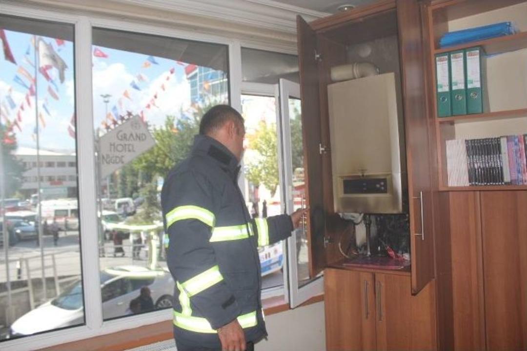 Patlayan Kombi Paniğe Neden Oldu