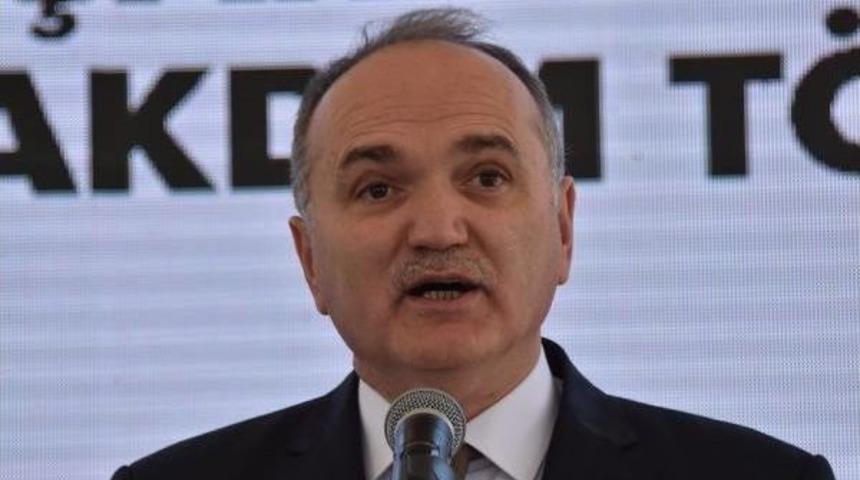 Bakan &Ouml;zl&uuml;: Geleneksel &Uuml;r&uuml;nlerimize Kimse G&ouml;z Dikemeyecek