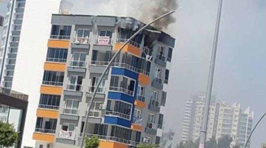 5 Katlı Apartmanda &Ccedil;ıkan Yangın Korkuttu