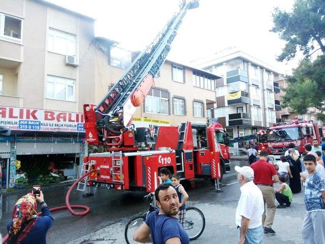 Ataşehir’de Korkutan Yangın