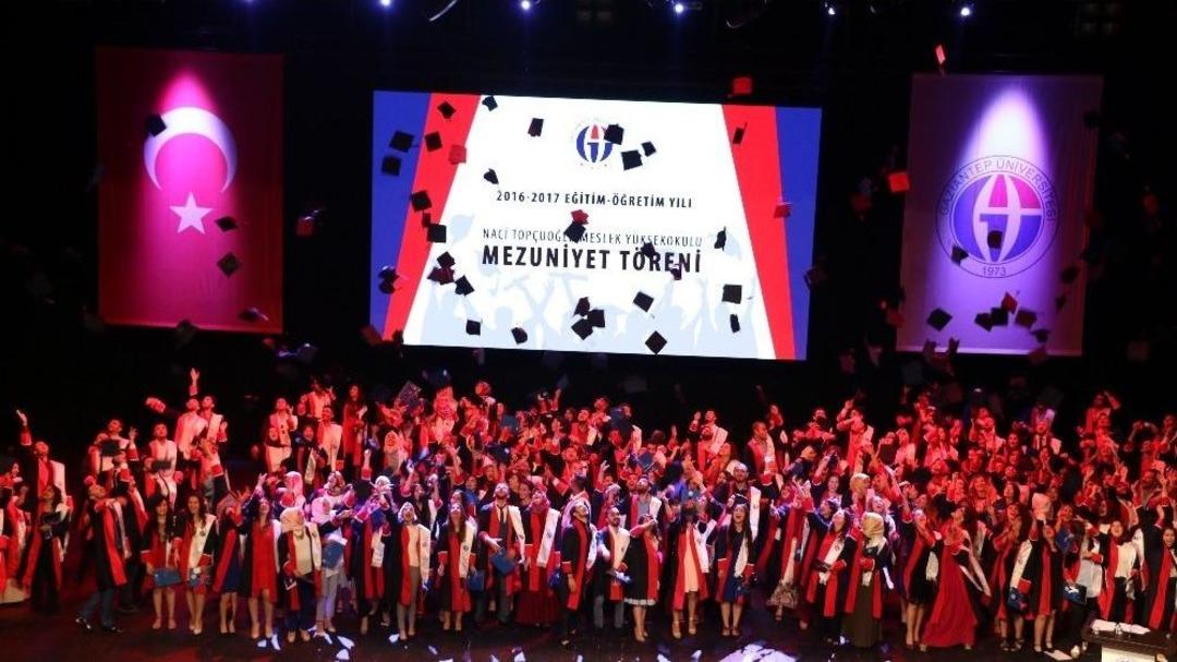 Ga&uuml;n&rsquo;de Mezuniyet Heyecanı