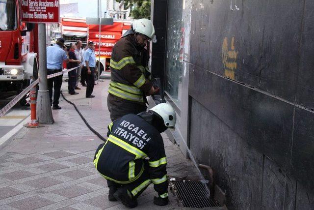 Mazgala Atılan İzmarit Dükkanı Dumanla Doldurdu