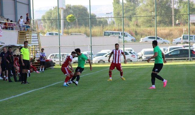 Sivasspor Hazırlık Maçını 3 Golle Kazandı