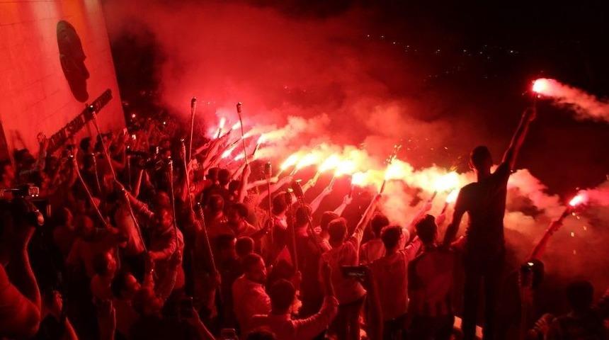 Elazığspor&rsquo;un 50. Yıl Kutlamaları Meşale Ateşi İle Başladı