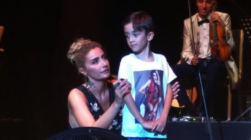 Bu Yaz Ayvalık&rsquo;a Yıldız Yağacak