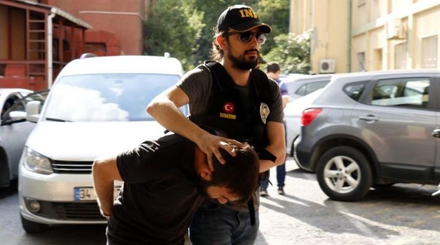 1 Tonluk Uyuşturucu Tacirleri Adliyeye Sevk Edildi