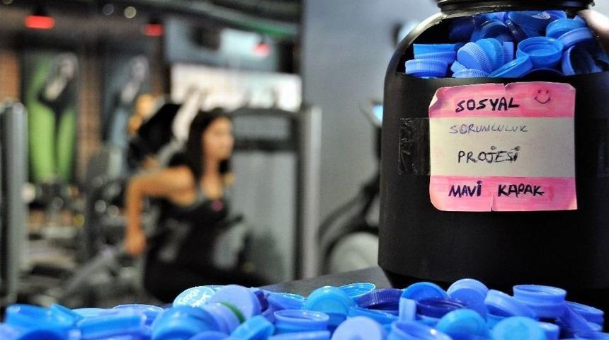 Bu Spor Salonunda İ&ccedil;ilen Sular Engellilerin Hayatına Dokunuyor