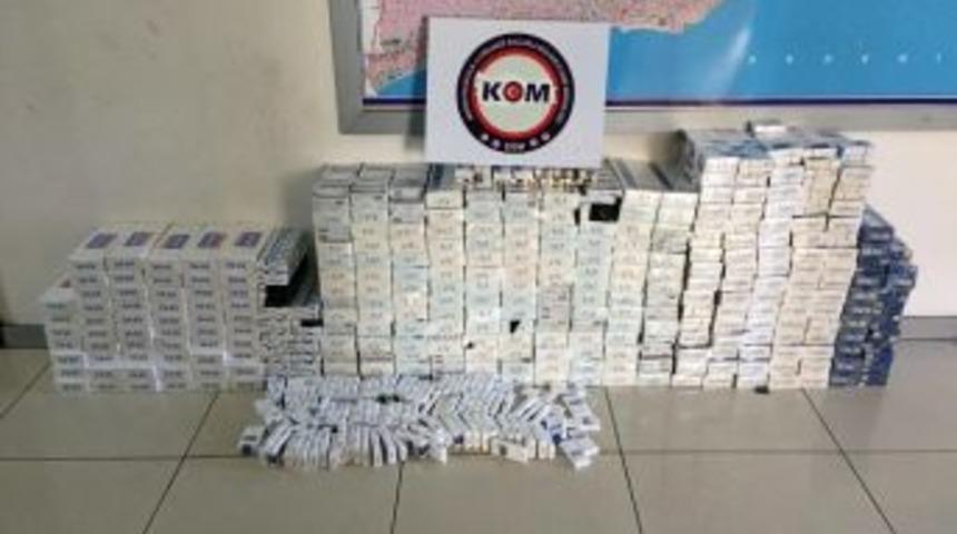 Mersin&rsquo;de 11 Bin 310 Paket Ka&ccedil;ak Sigara Ele Ge&ccedil;irildi