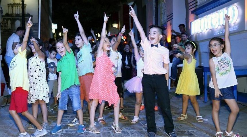 490 Minik Kursiyer Yeteneklerini Sergiledi