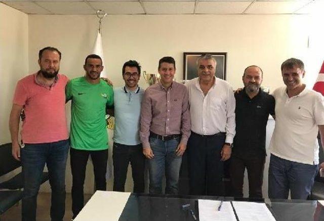 Akhisar Belediyespor Antonio'yu Renklerine Bağladı