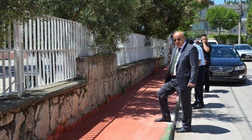 İznik&rsquo;te Kaldırımlar Onarılıyor