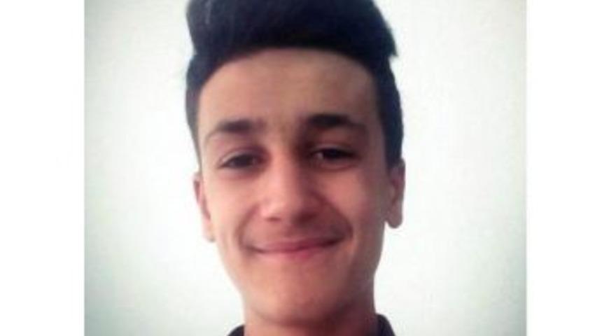 16 Yaşındaki Gen&ccedil; Serinlemek I&ccedil;in Girdiği Nehirde Boğuldu