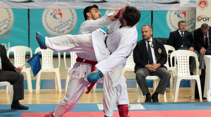 Karatede D&uuml;nya Şampiyonası Kadrosu Gaziantep&rsquo;te Belli Olacak