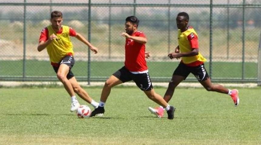 Manisaspor Teknik Direkt&ouml;r&uuml;: Afyon Kampında Oyuncularımız Iyi Bir Gelişim G&ouml;sterdi