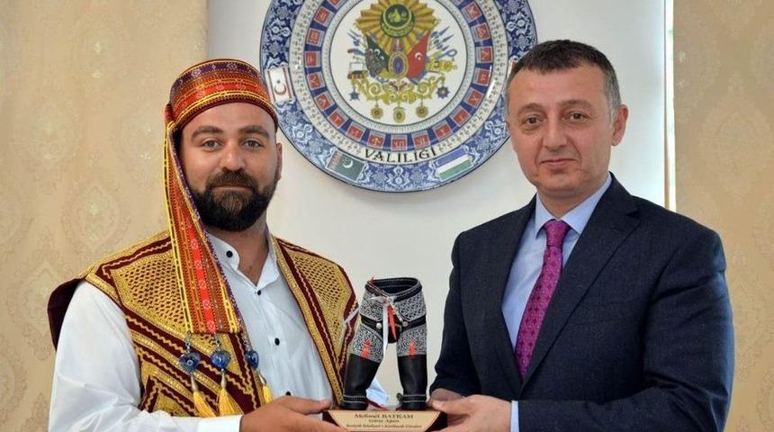 Vali B&uuml;y&uuml;kakın&rsquo;a Davet