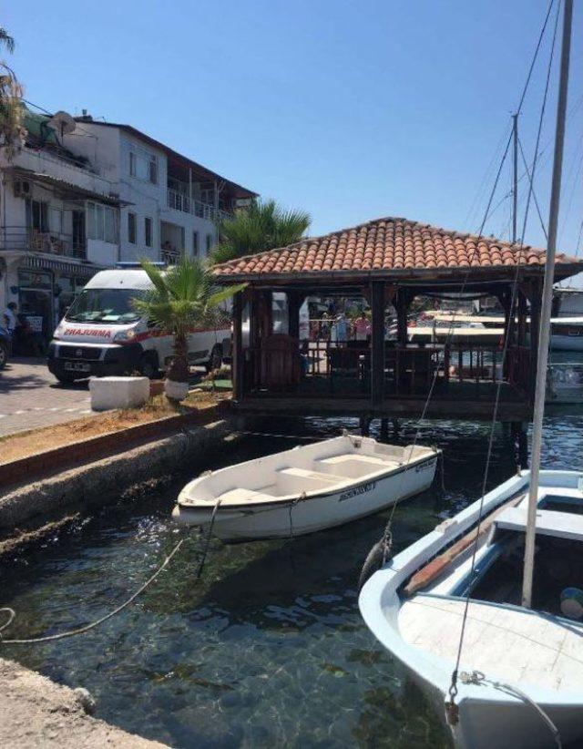 Marmaris'te Tekne Faciası; 8 Kişi Kurtarıldı, 3 Kişi Kayıp- (2)- Yeniden