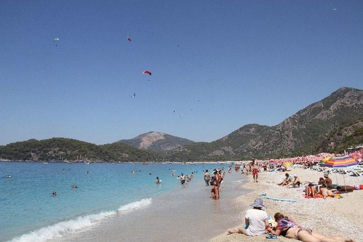 Mevsim Normallerinin Üzerine Çıkan Sıcaklık Sahilleri Doldurdu G1