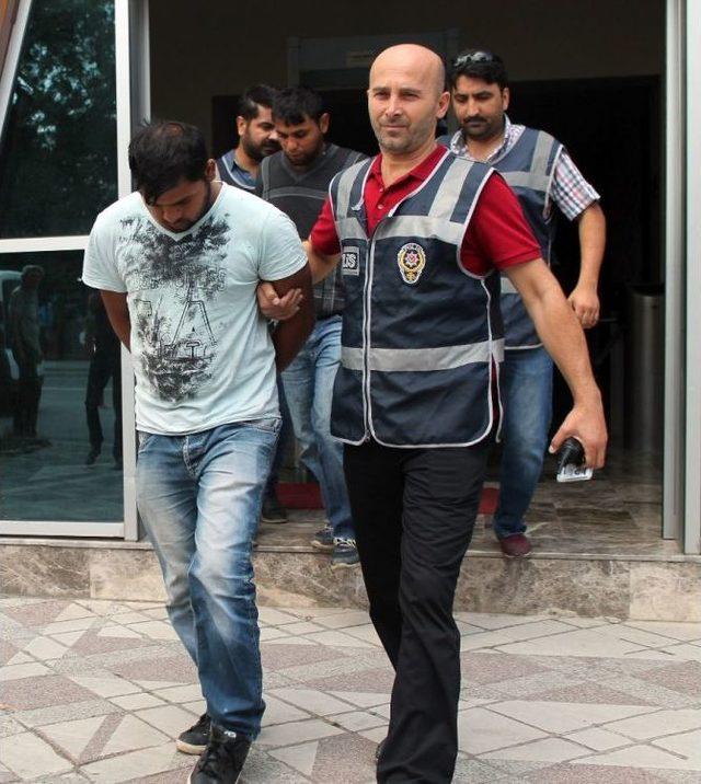 Kocaeli’de Otomobil Hırsızlığı: 3 Gözaltı