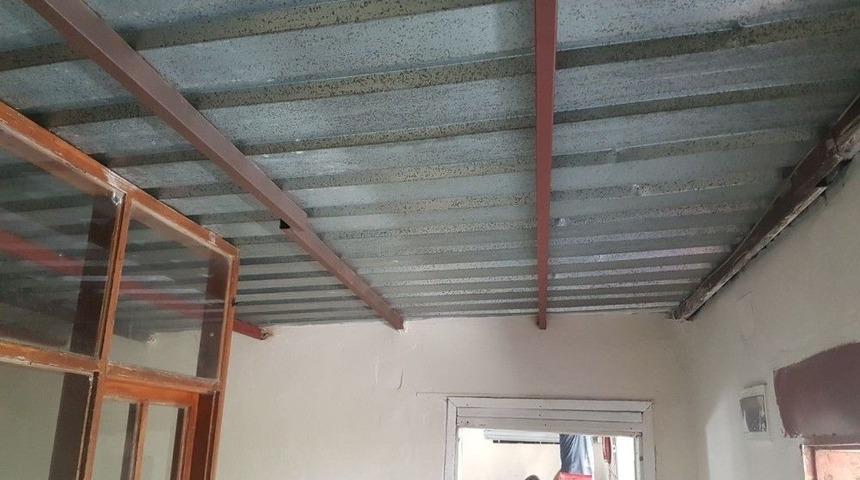 Akdeniz&rsquo;de İhtiya&ccedil; Sahibi Ailelerin Evleri Yenileniyor