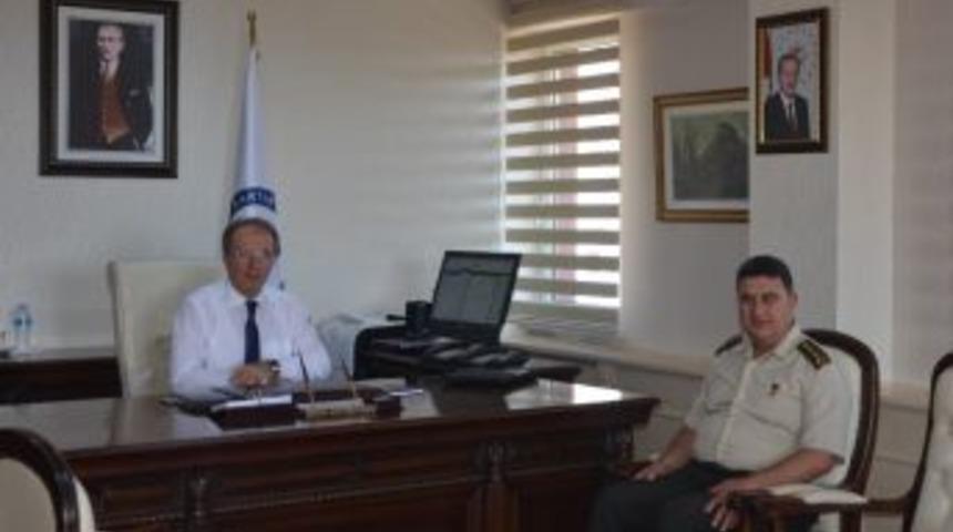 Bartın İl Jandarma Komutanından Rekt&ouml;r Uzun&rsquo;a Ziyaret