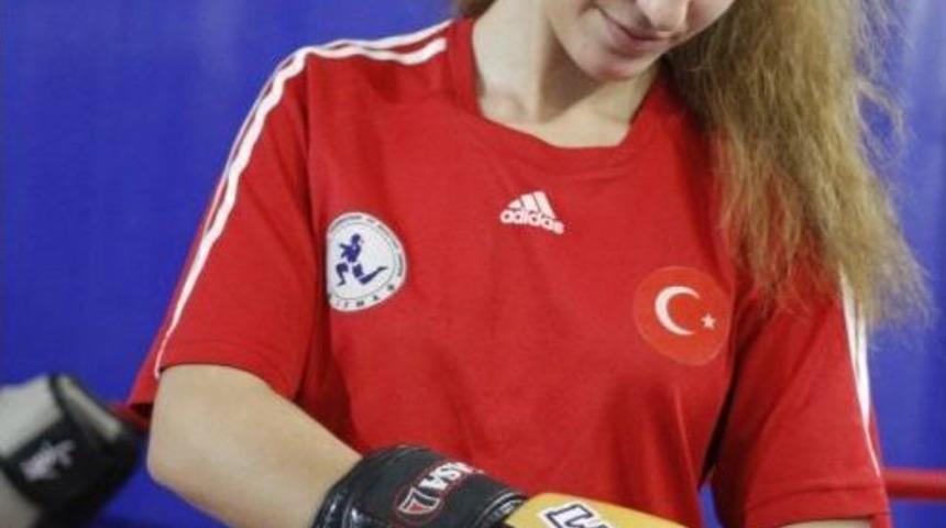 Hedef, D&uuml;nya Şampiyonluğu